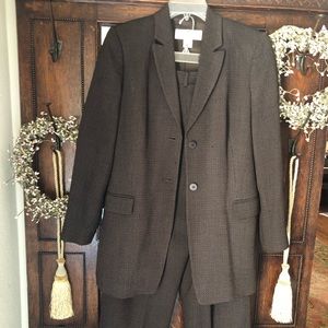 2 piece suit/Jacket w/pants